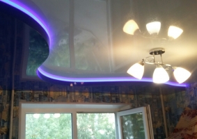 Цена на потолки с подсветкой 14 м²